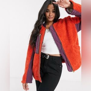 We The Free Rivington Sherpa Jacket in Orange and Purple S D4